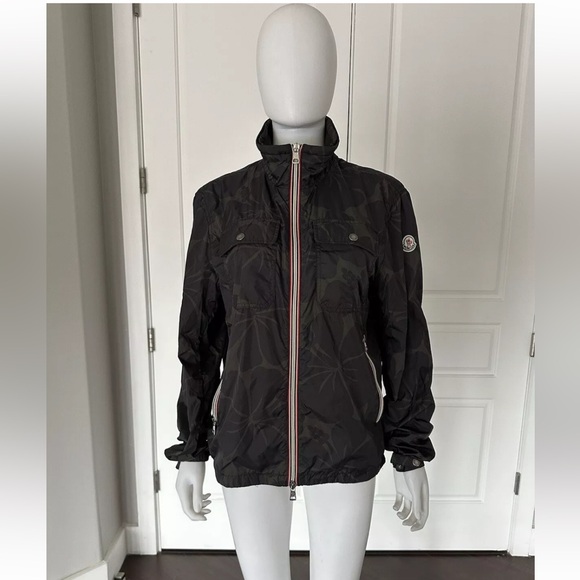 Moncler jacket - Picture 1 of 15